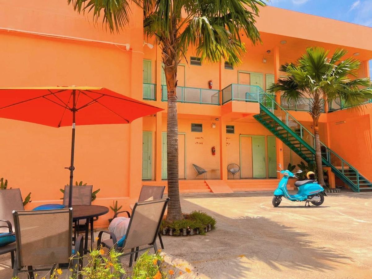 Alley51 Hotel Surat Thani Exterior foto